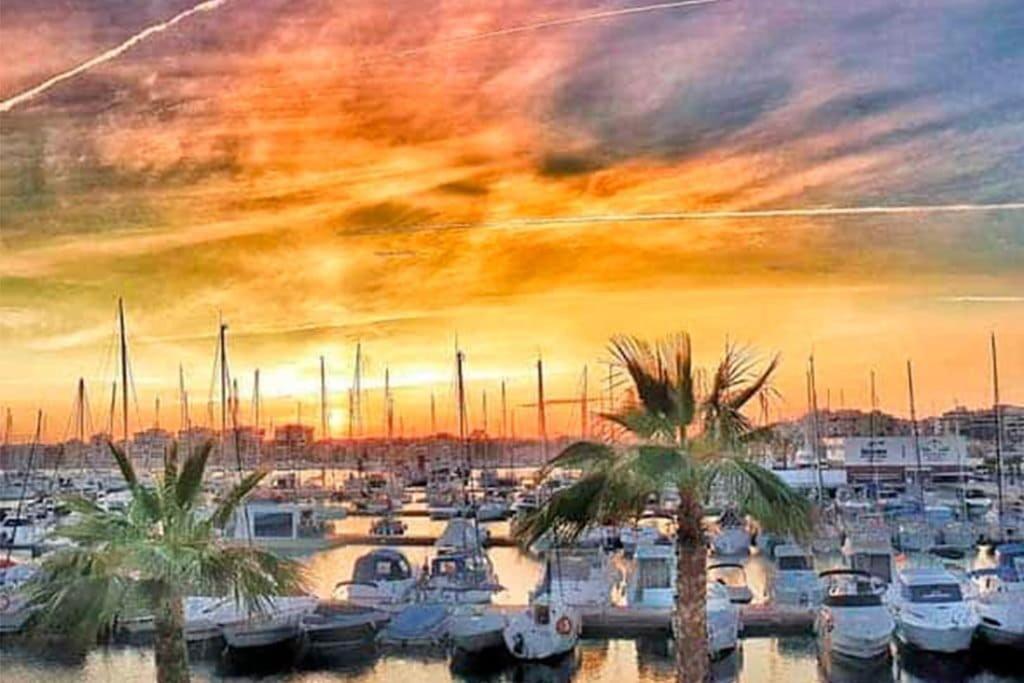 Ferienwohnung Piso Centro Ciudad Club Nautico Torrevieja Exterior foto