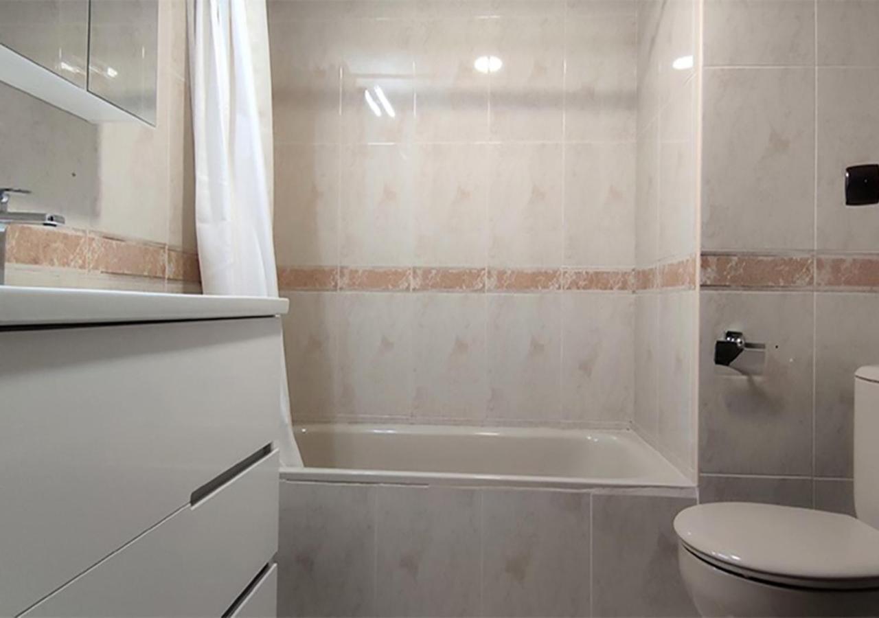 Ferienwohnung Piso Centro Ciudad Club Nautico Torrevieja Exterior foto