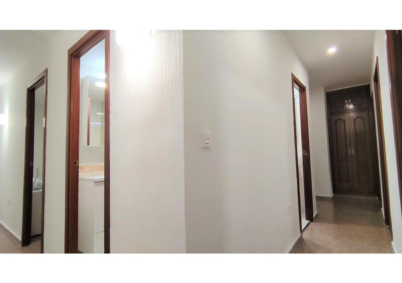 Ferienwohnung Piso Centro Ciudad Club Nautico Torrevieja Exterior foto